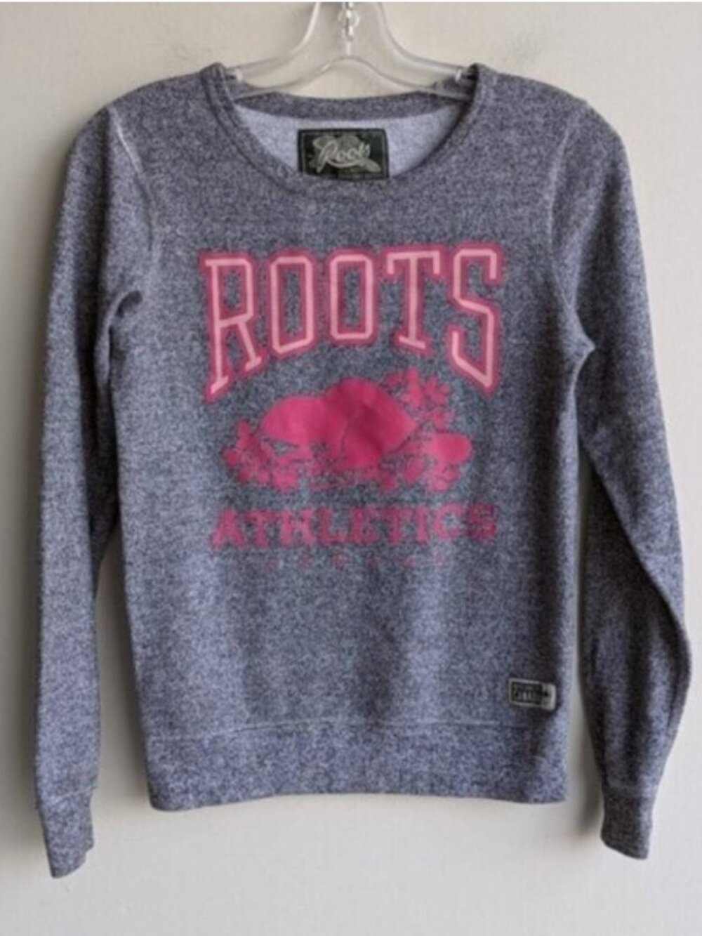 Roots pink & gray salt and pepper crew neck pullover sweater